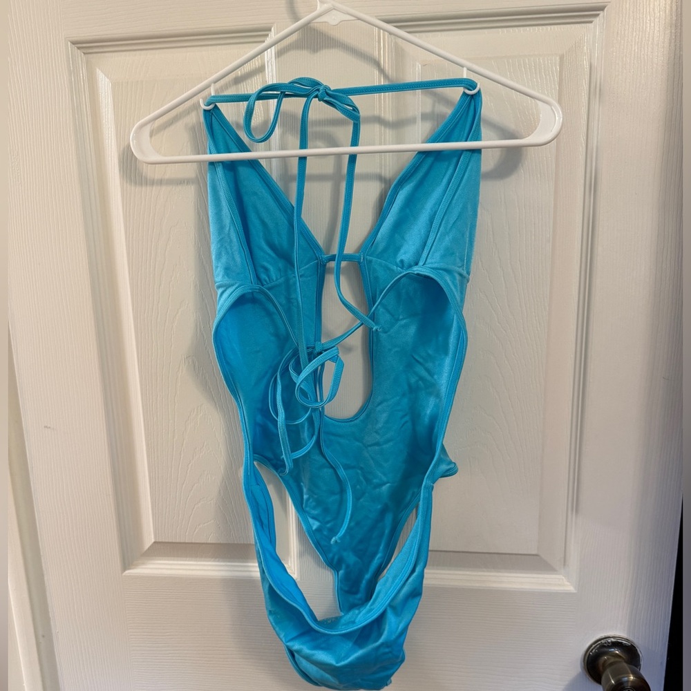 NWT Frankies Bikinis Amanda One-Piece Swimsuit - Picture 10 of 15